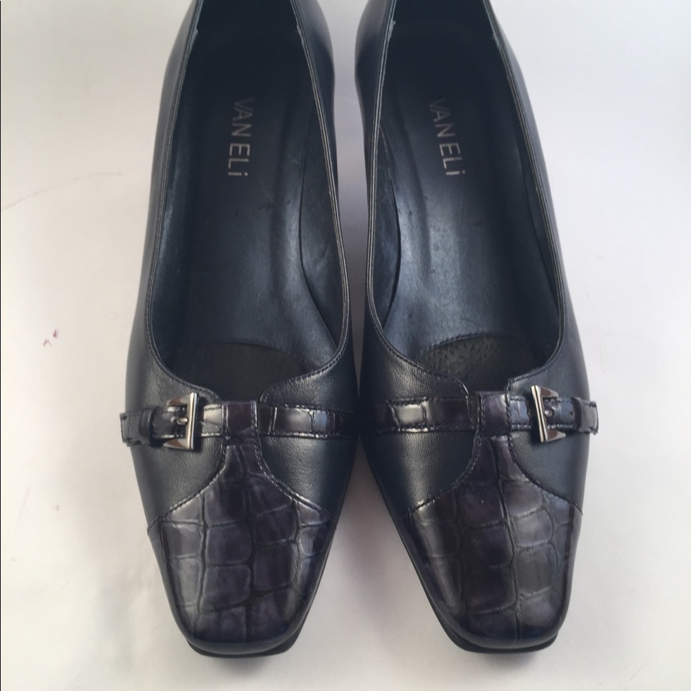 Vaneli dark blue 2” heel, dress shoes - Picture 6 of 8